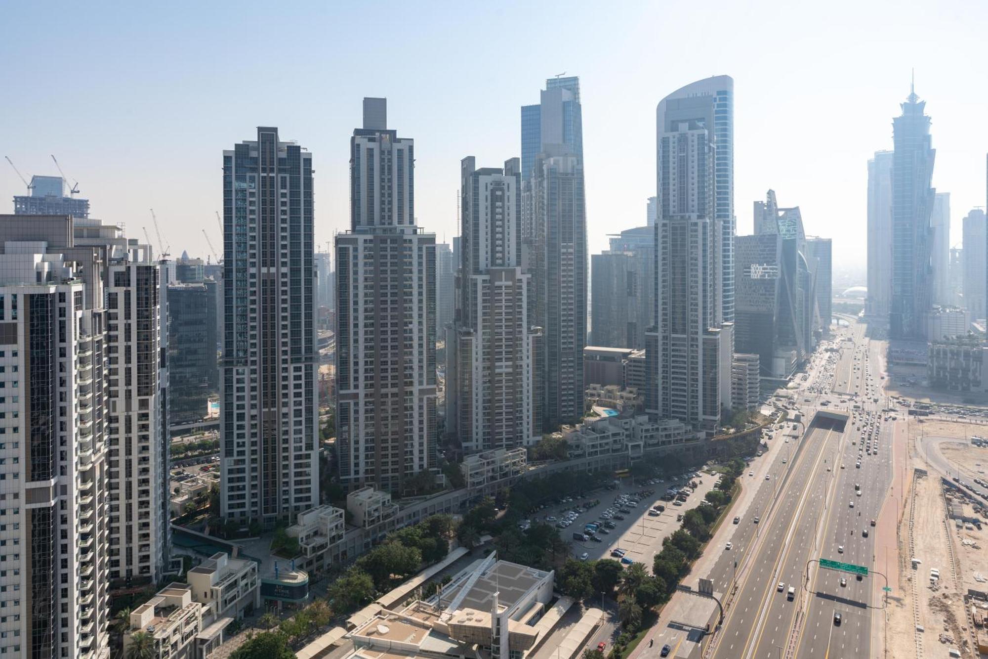 Infinity Pool & Burj Khalifa View L Luxe Paramount Dubaj Zewnętrze zdjęcie