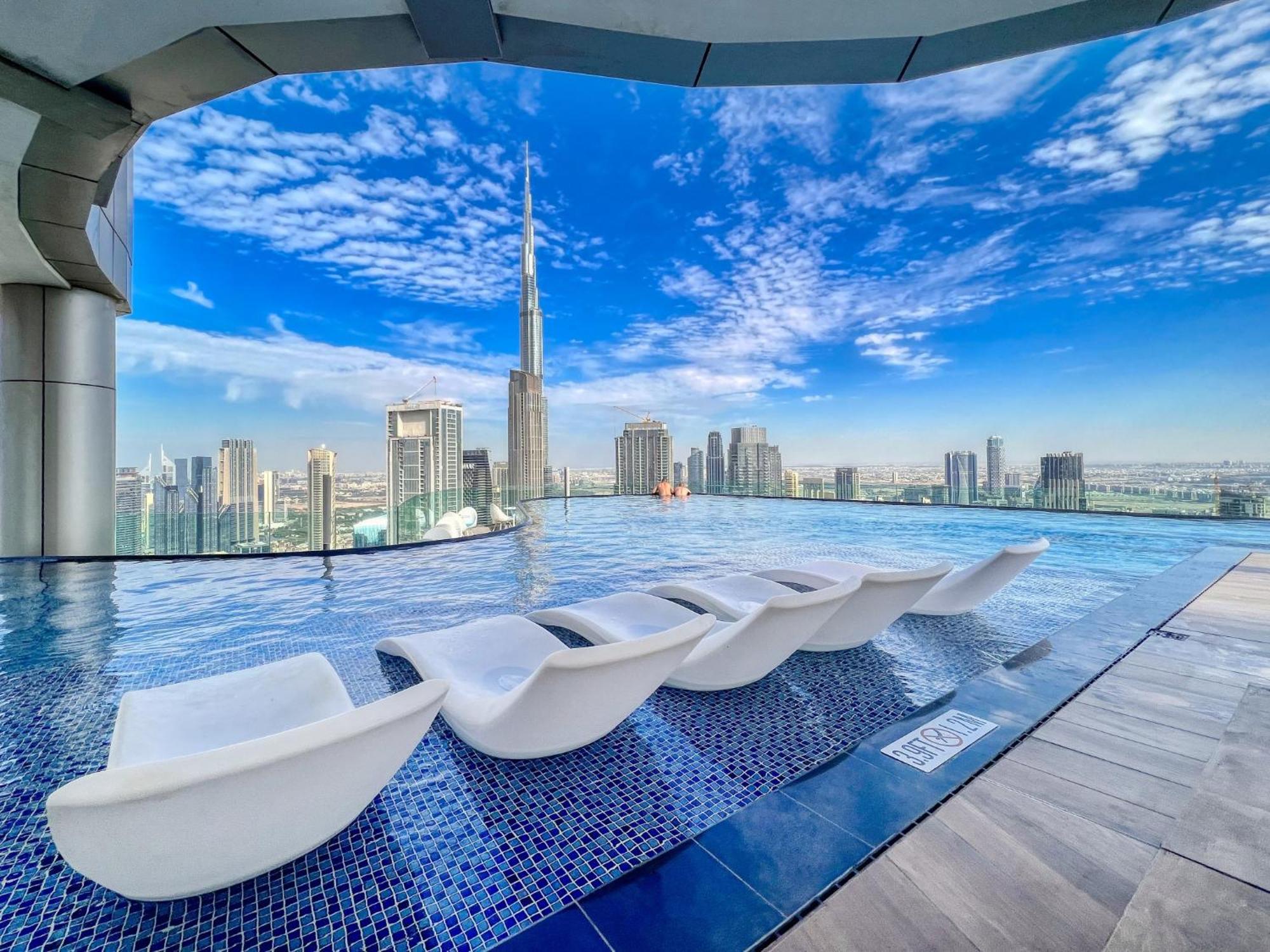Infinity Pool & Burj Khalifa View L Luxe Paramount Dubaj Zewnętrze zdjęcie