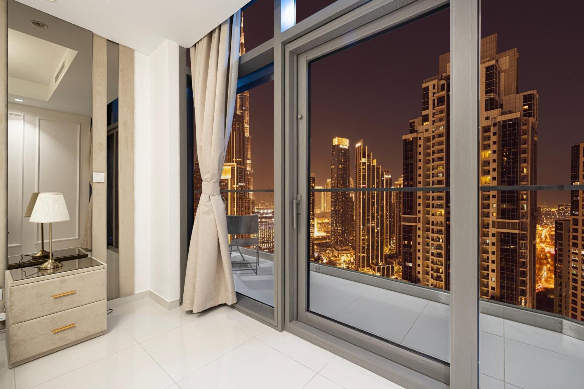 Infinity Pool & Burj Khalifa View L Luxe Paramount Dubaj Zewnętrze zdjęcie