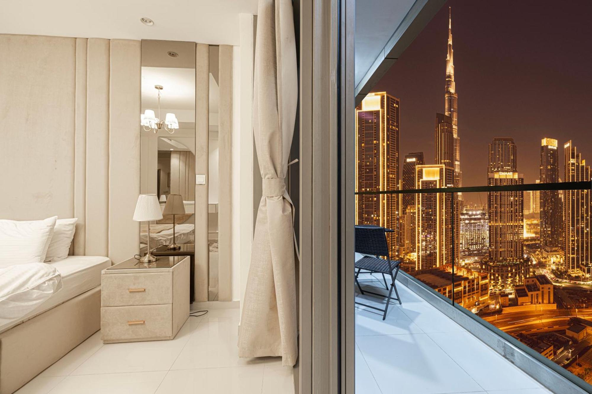 Infinity Pool & Burj Khalifa View L Luxe Paramount Dubaj Zewnętrze zdjęcie