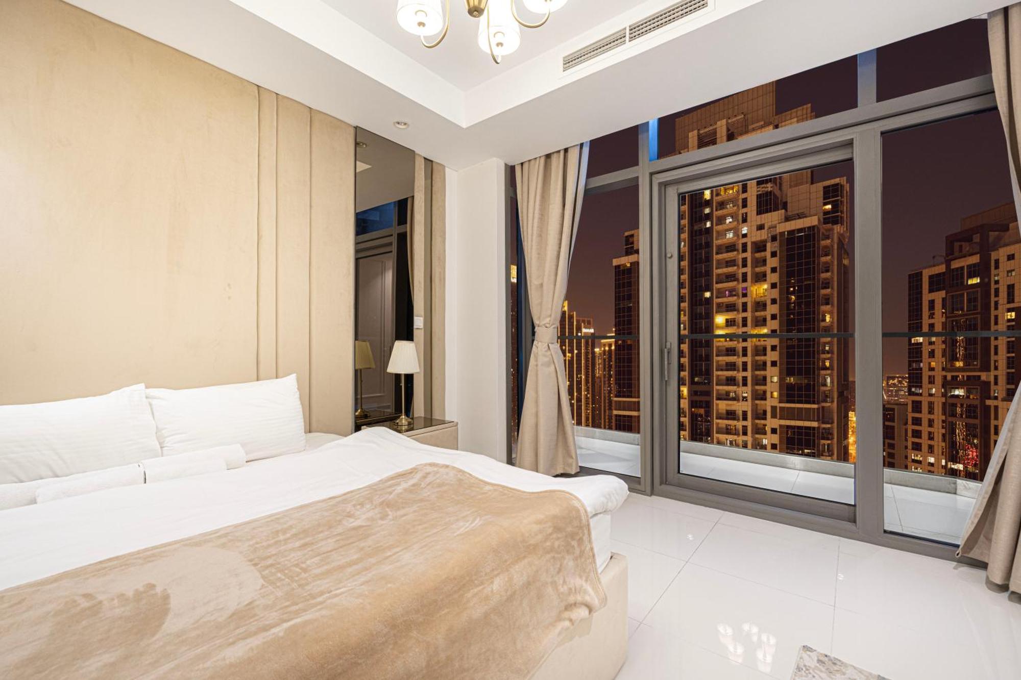 Infinity Pool & Burj Khalifa View L Luxe Paramount Dubaj Zewnętrze zdjęcie